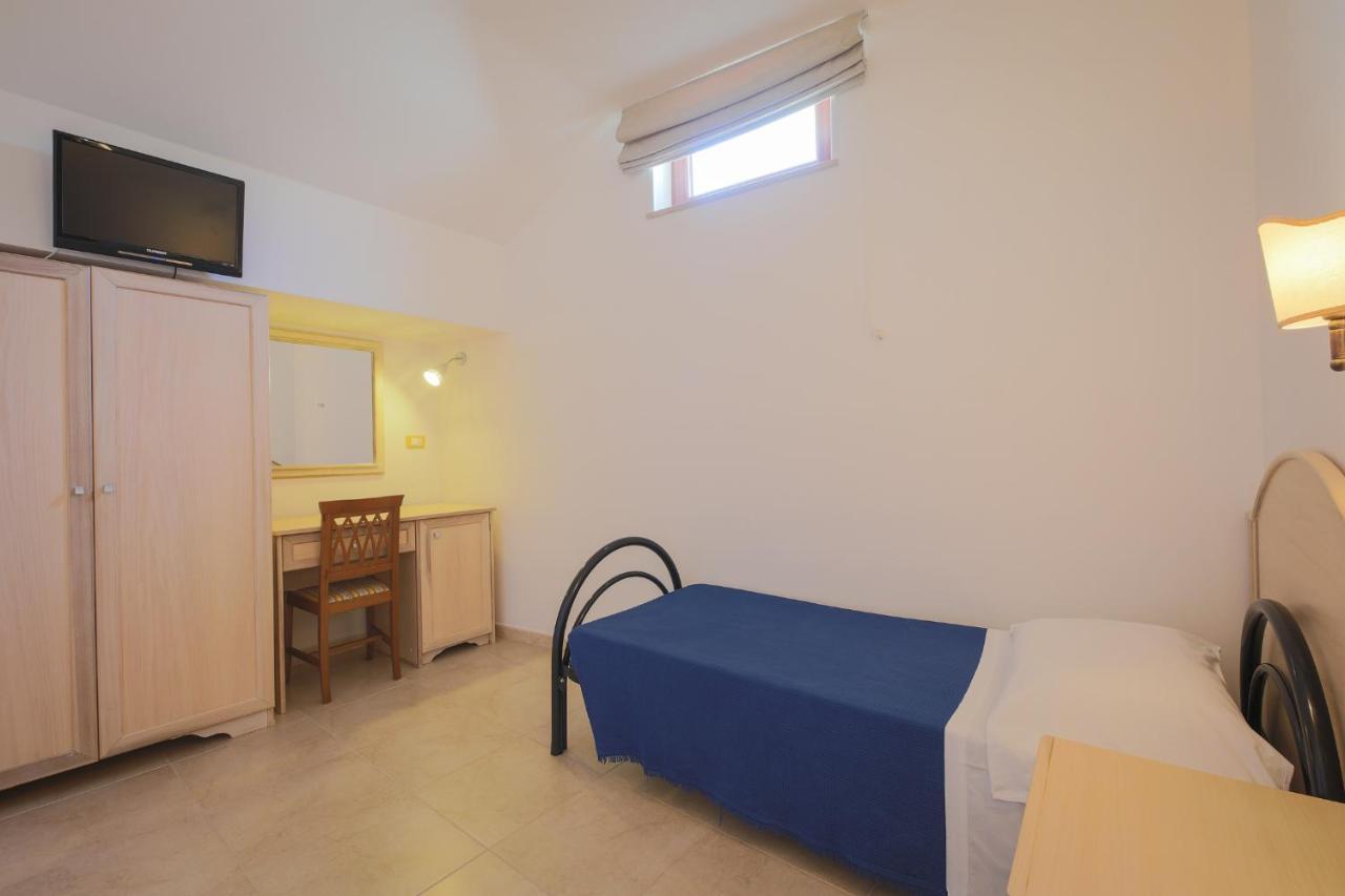 Hotel Corallo Torre Santa Sabina Εξωτερικό φωτογραφία