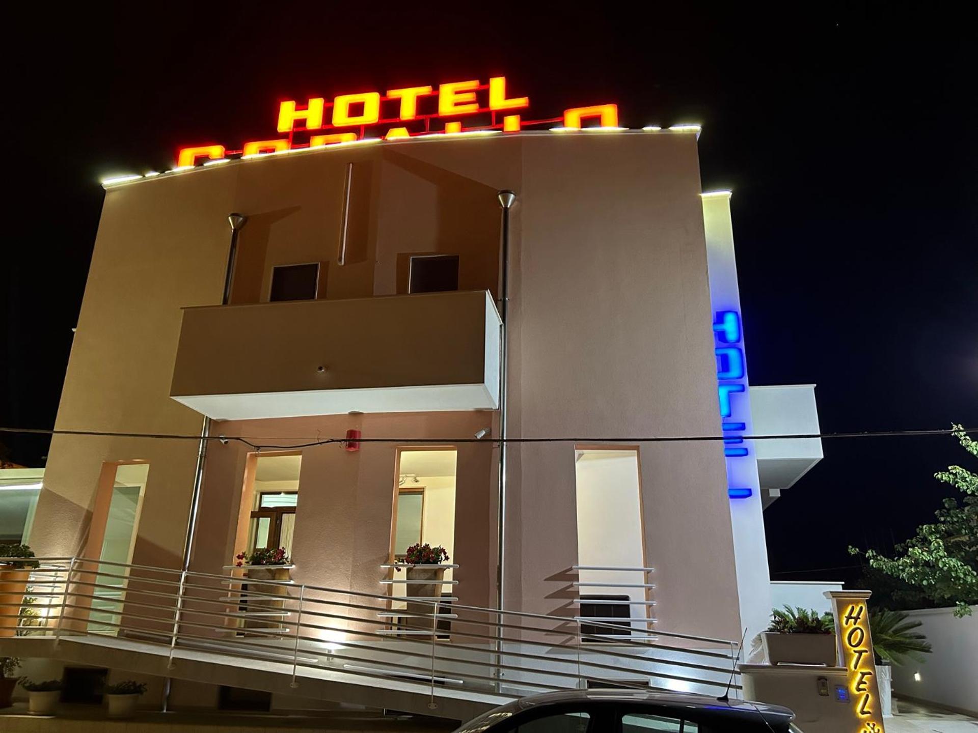 Hotel Corallo Torre Santa Sabina Εξωτερικό φωτογραφία